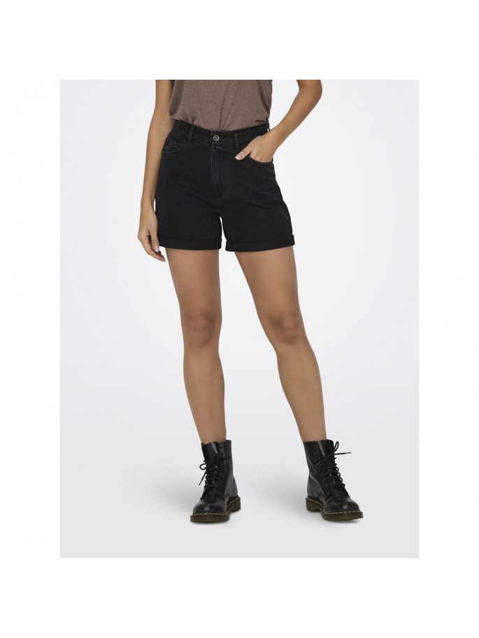 Only VEGA MOM DNM Shorts...