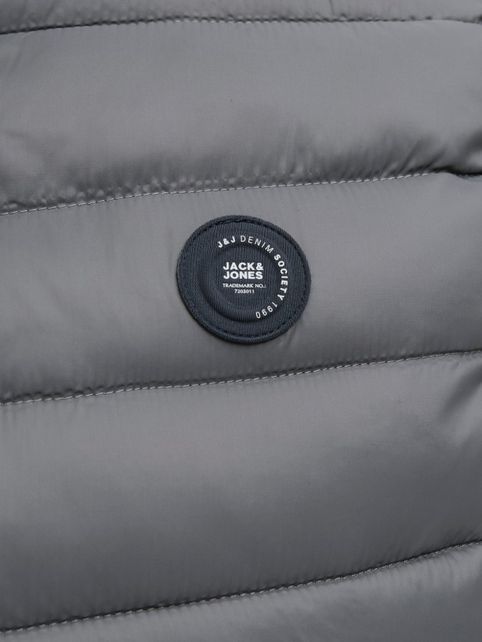 JACK & JONES BRADLEY CHALECO COLOR... JACK & JONES BRADLEY CHALECO COLOR...