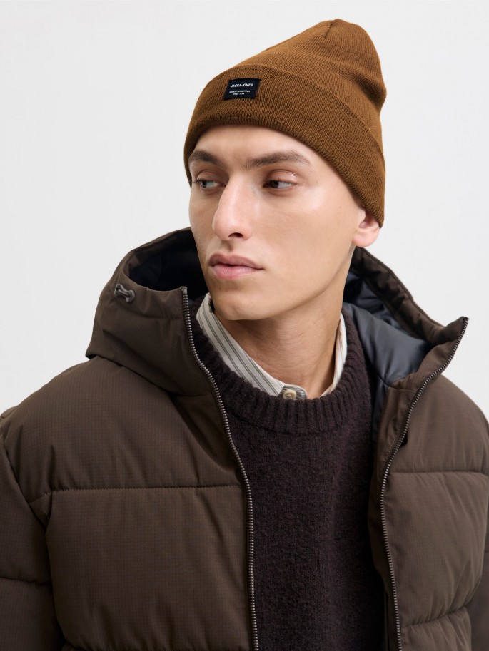 JACK & JONES DNA BEANIE COLOR MARRON... JACK & JONES DNA BEANIE COLOR MARRON...