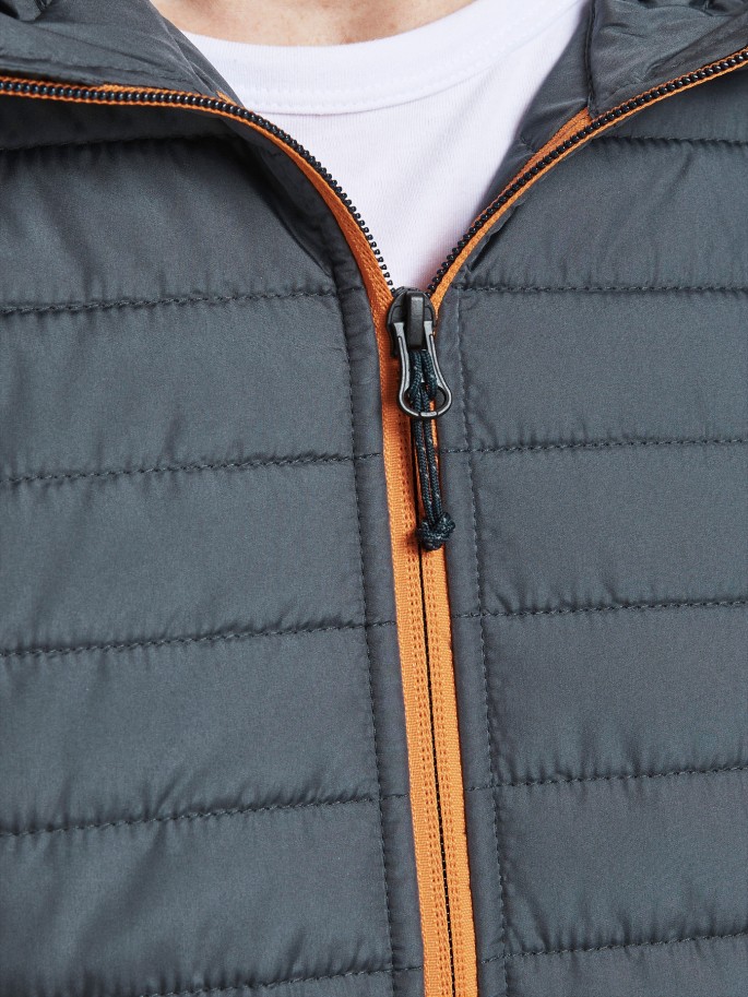 Chaqueta JJEMULTI QUILTED JACKET GRIS...